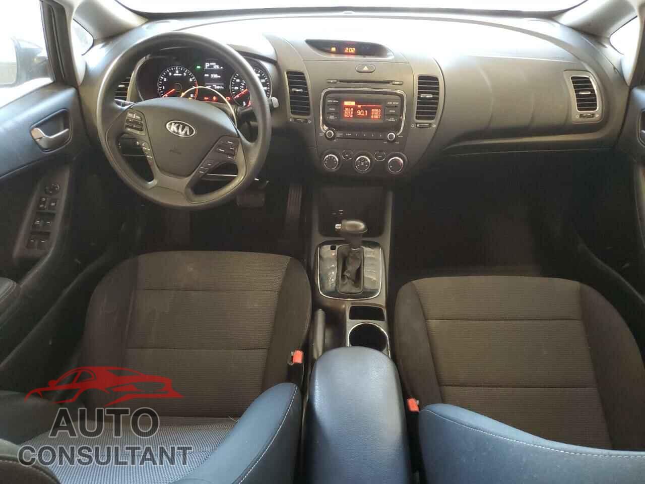KIA FORTE 2018 - 3KPFK4A75JE169205