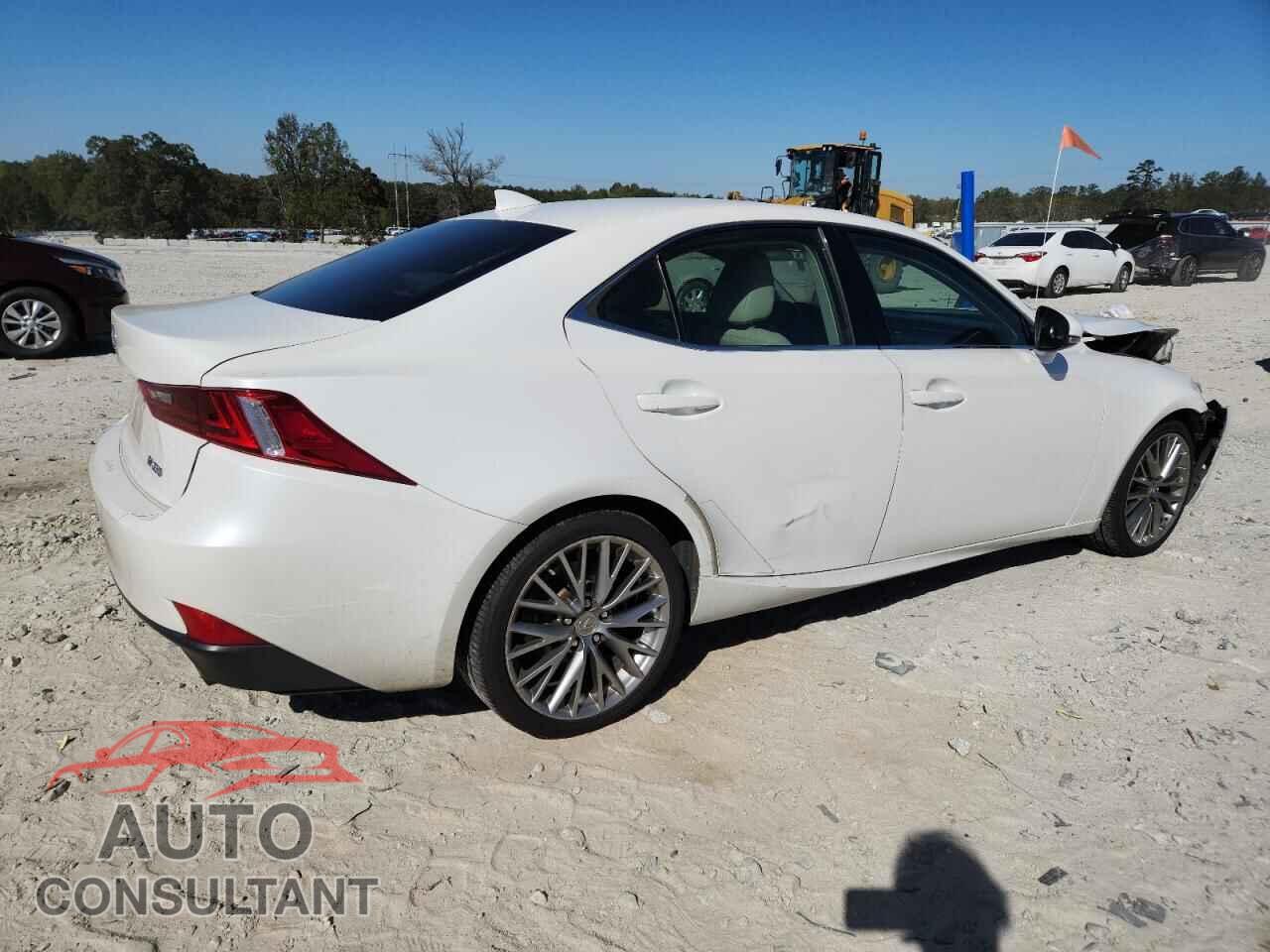 LEXUS IS 2014 - JTHBF1D24E5010452