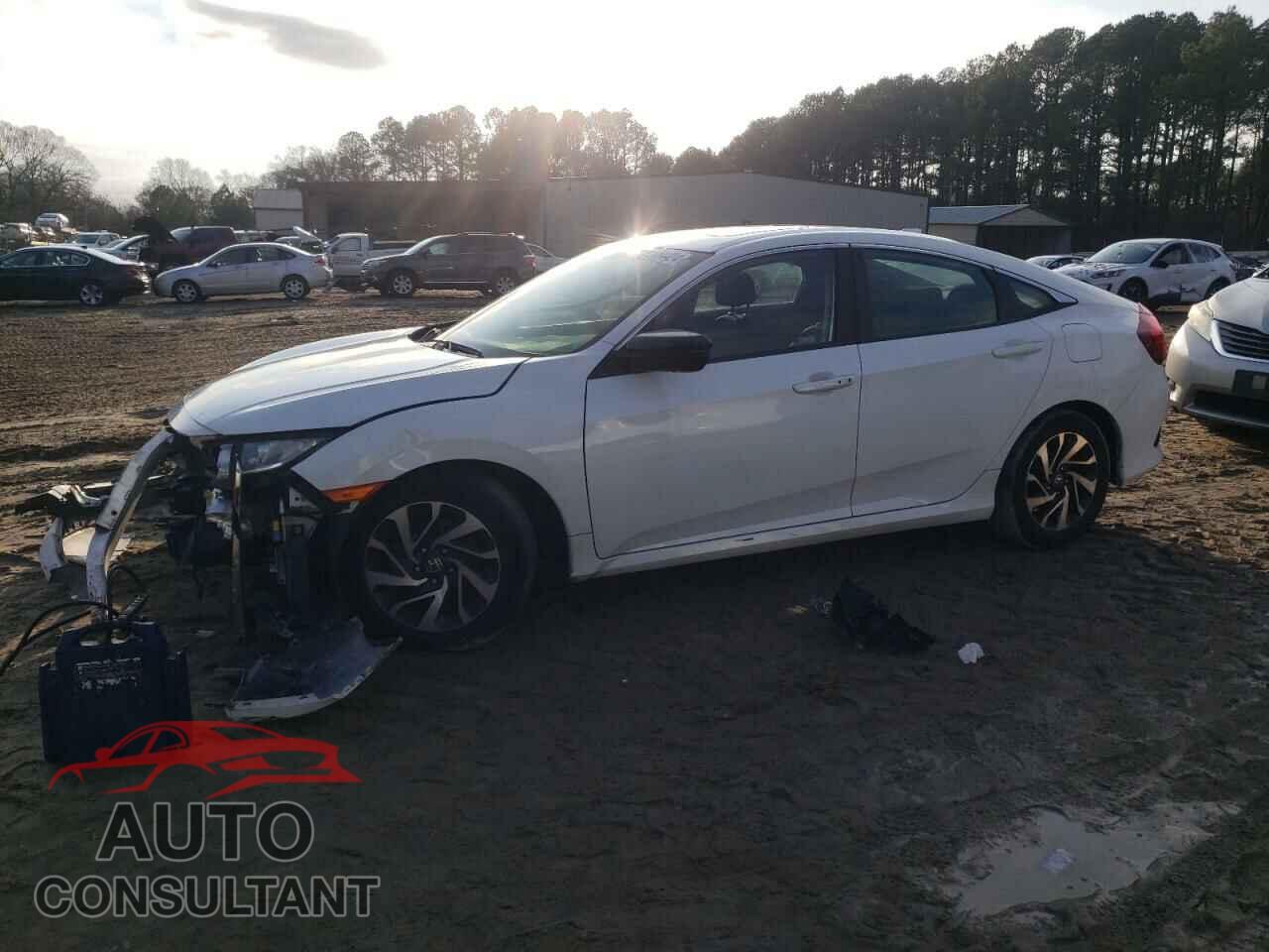 HONDA CIVIC 2018 - 2HGFC2F76JH566132