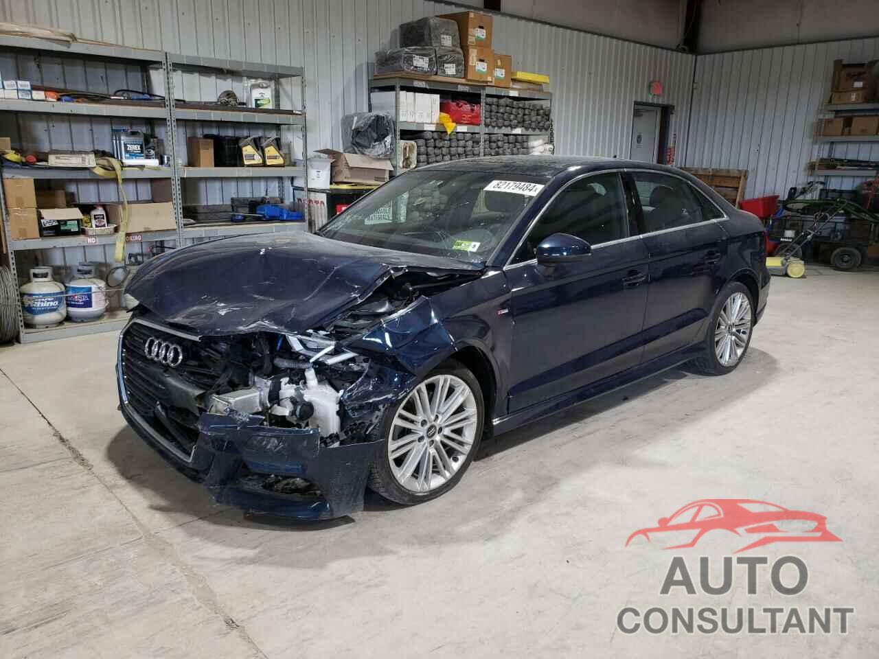 AUDI A3 2017 - WAUJ8GFFXH1064079