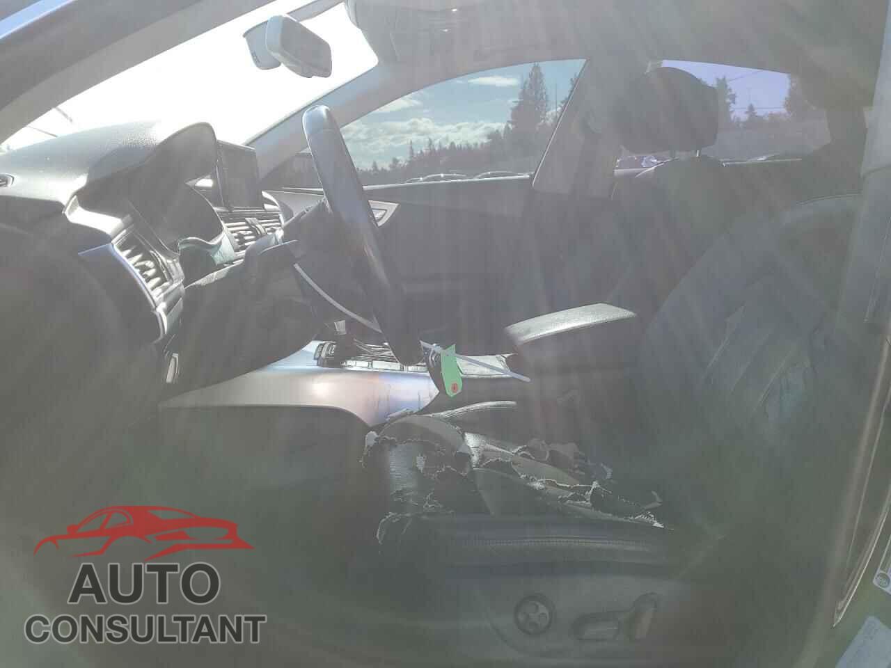 AUDI A7 2012 - WAU2GAFC3CN087358