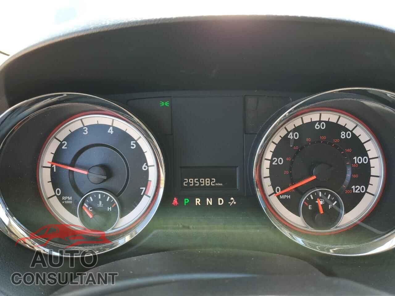 DODGE CARAVAN 2013 - 2C4RDGBG9DR567141