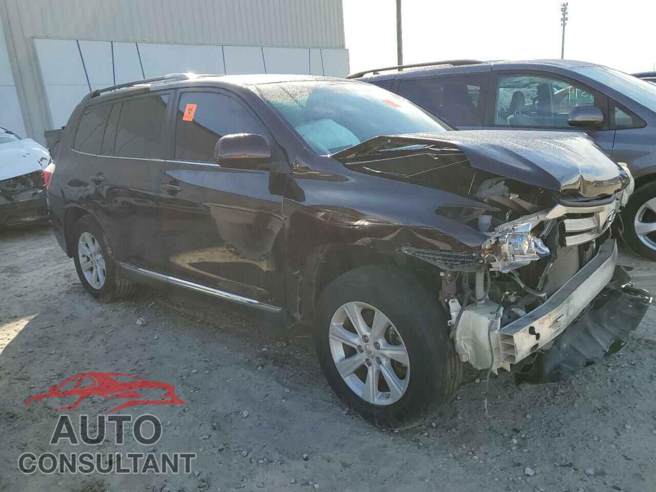 TOYOTA HIGHLANDER 2012 - 5TDBK3EH8CS170000