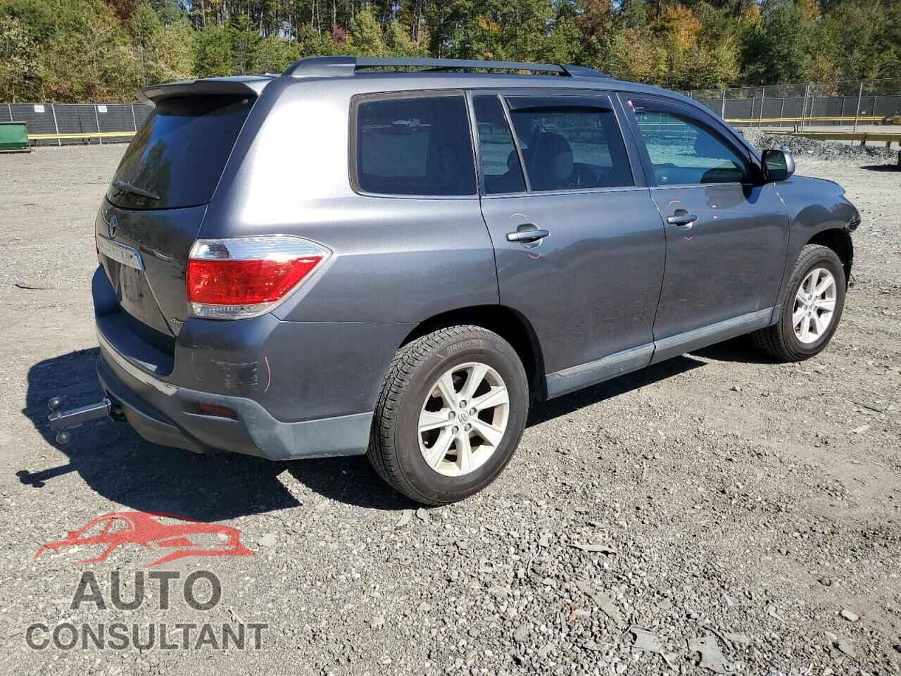 TOYOTA HIGHLANDER 2012 - 5TDBK3EH7CS100388