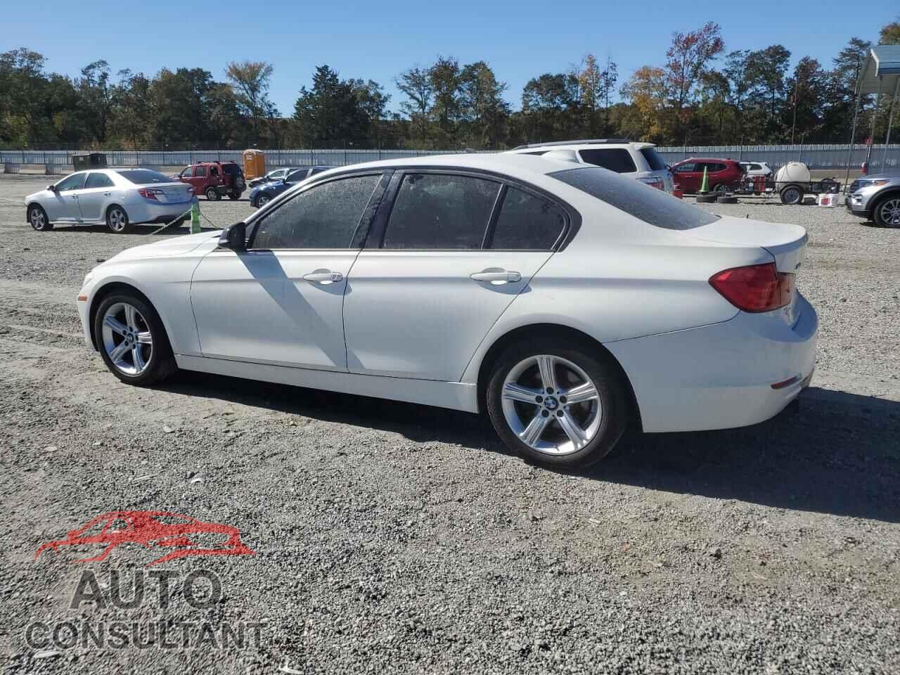 BMW 3 SERIES 2013 - WBA3B5C5XDF138916