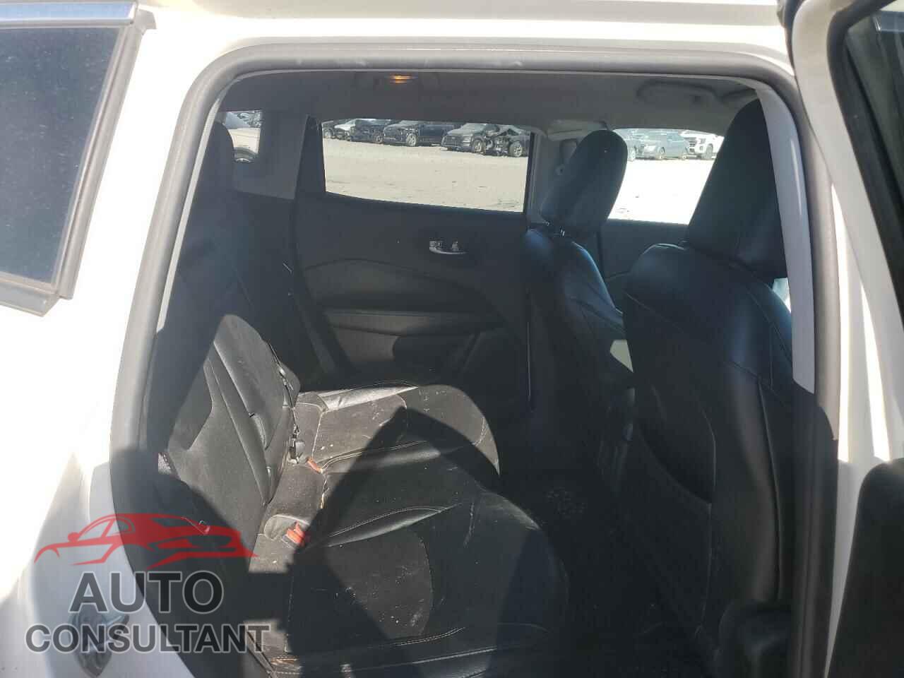 JEEP COMPASS 2019 - 3C4NJCBB6KT649679
