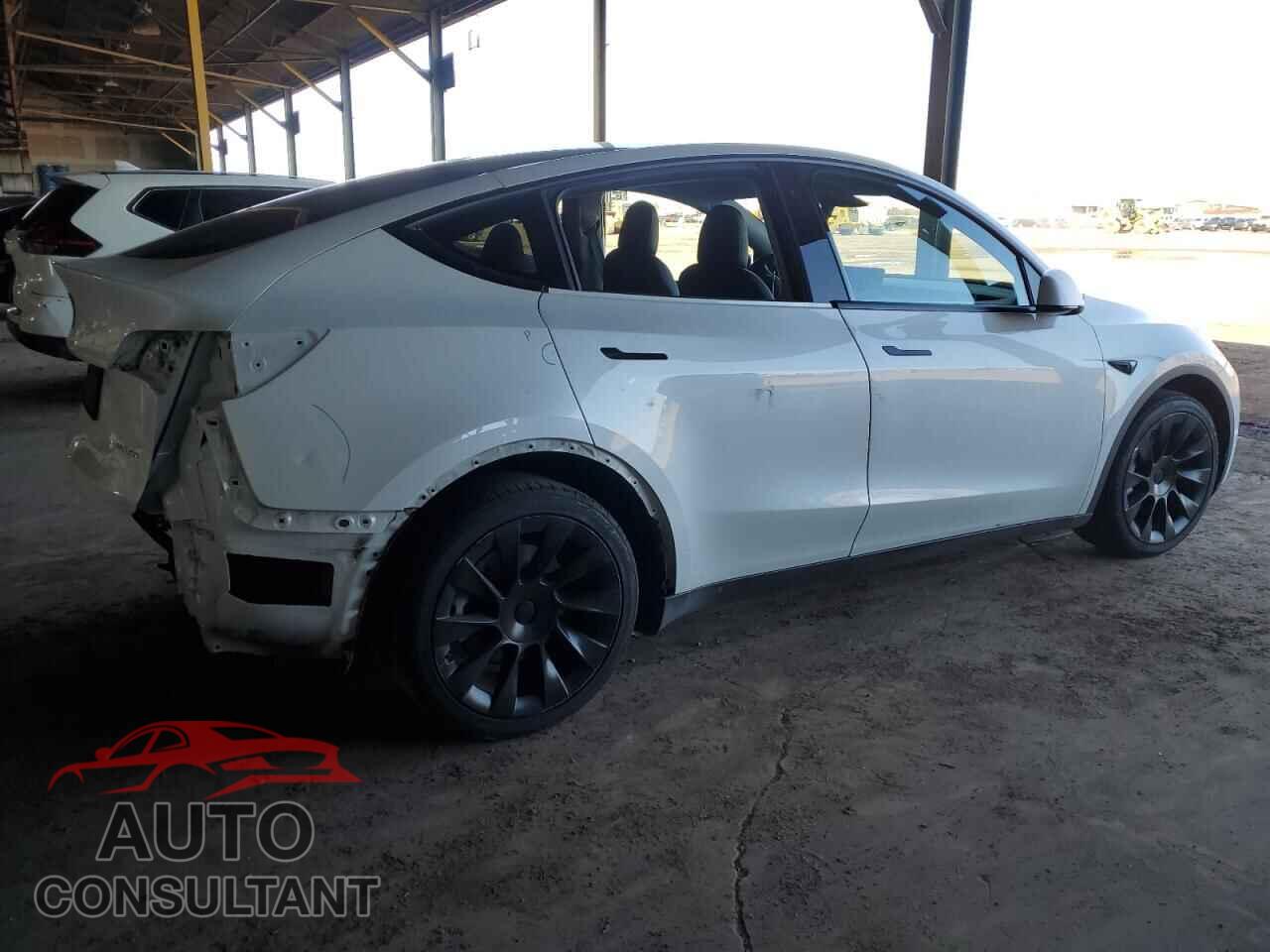 TESLA MODEL Y 2022 - 7SAYGDEE6NF354403