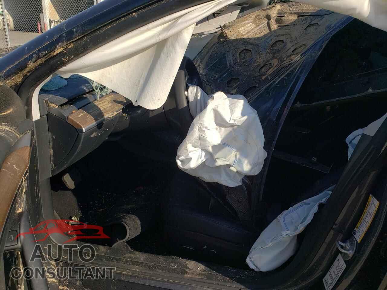 TESLA MODEL 3 2023 - 5YJ3E1EA3PF467589