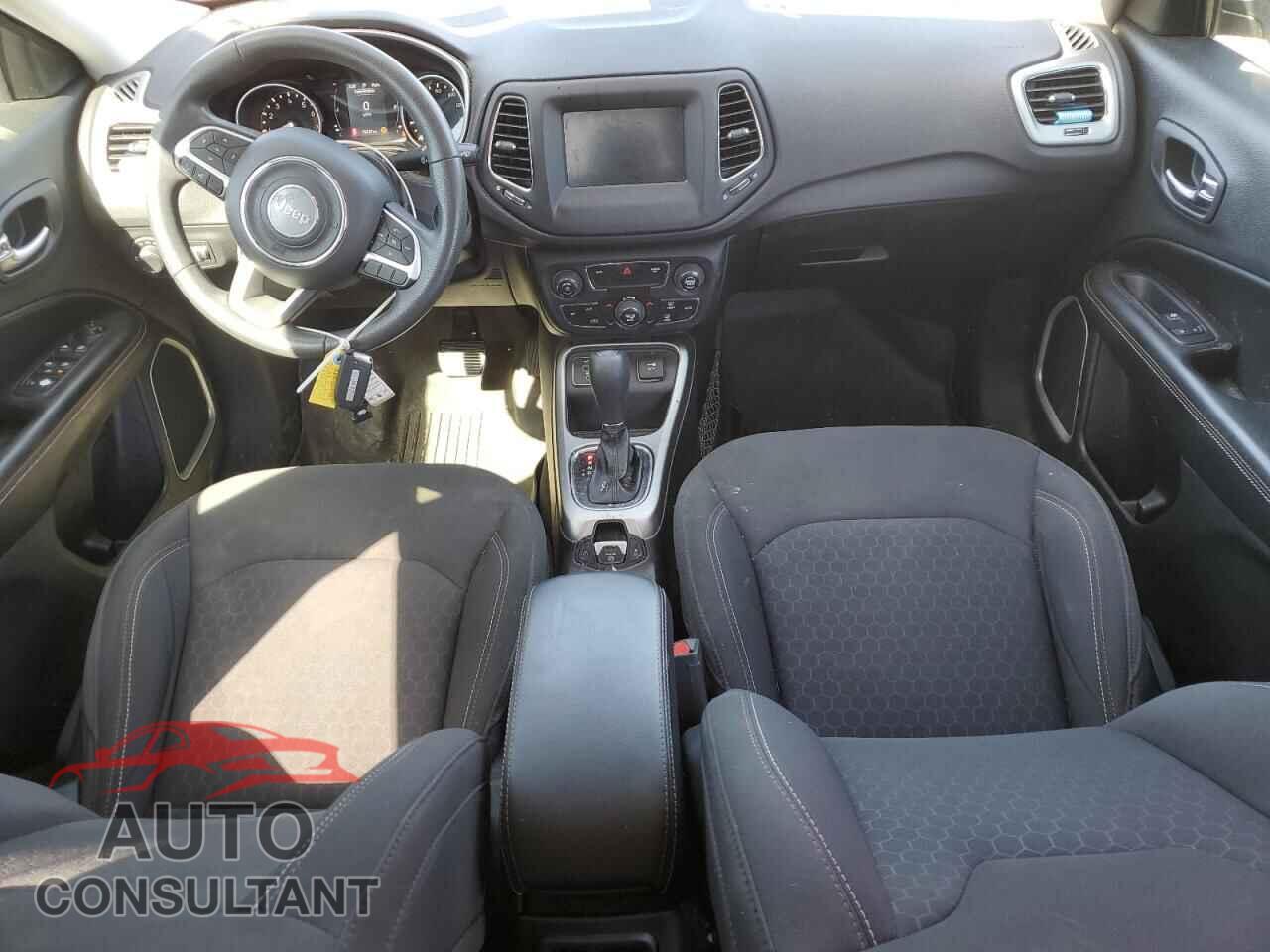 JEEP COMPASS 2019 - 3C4NJCAB5KT676552