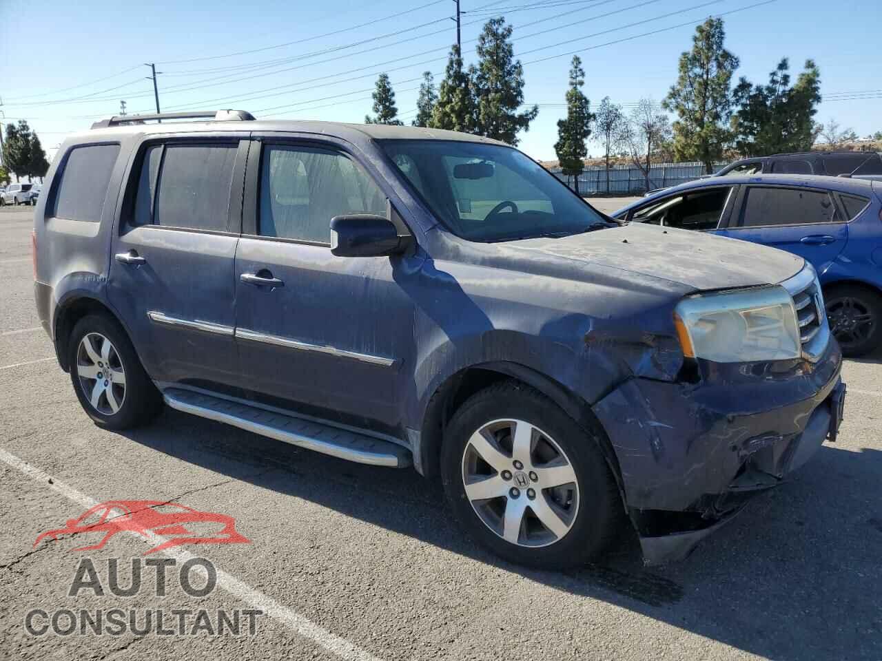 HONDA PILOT 2013 - 5FNYF3H96DB012845