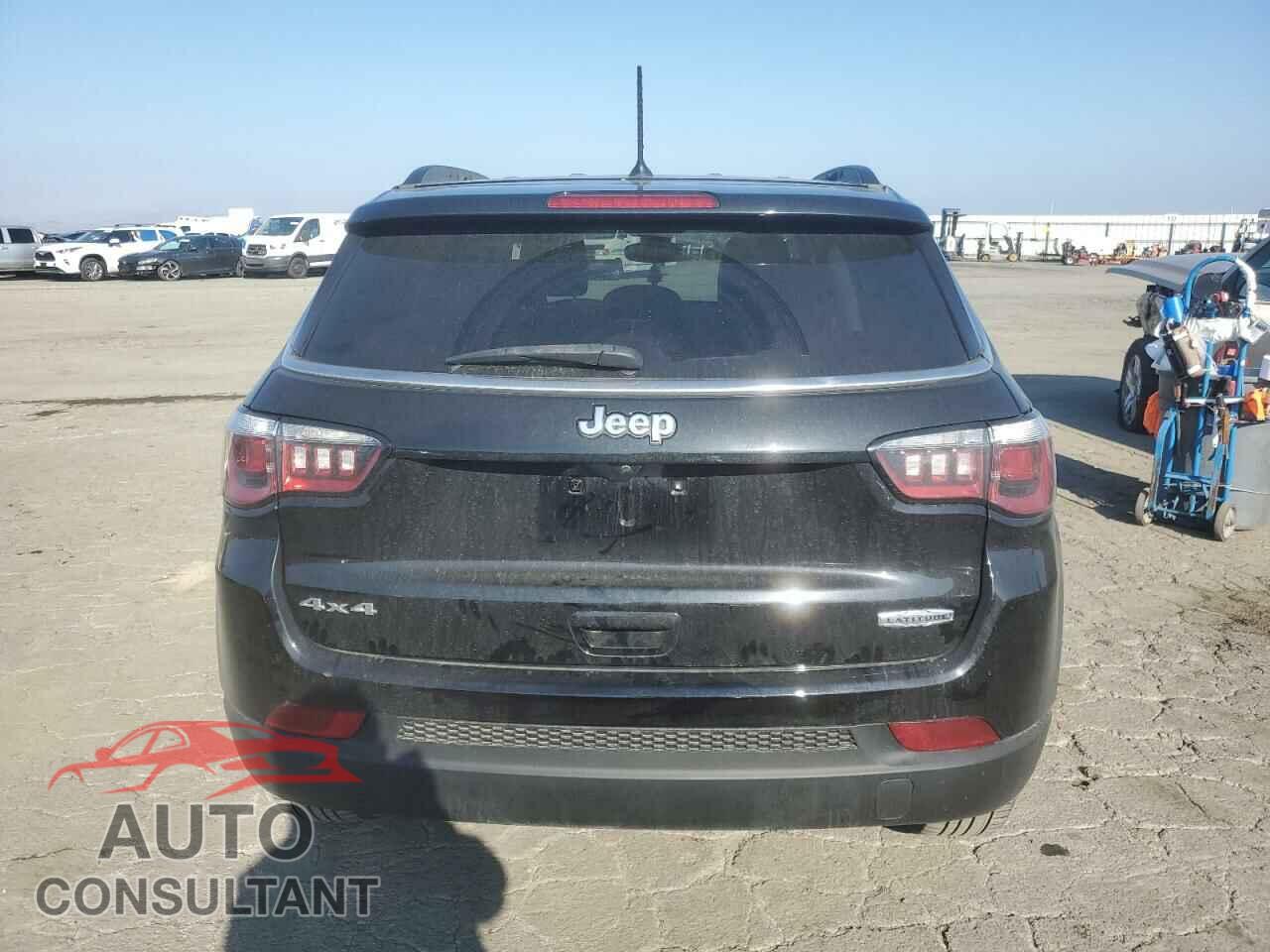 JEEP COMPASS 2017 - 3C4NJDBB0HT680988