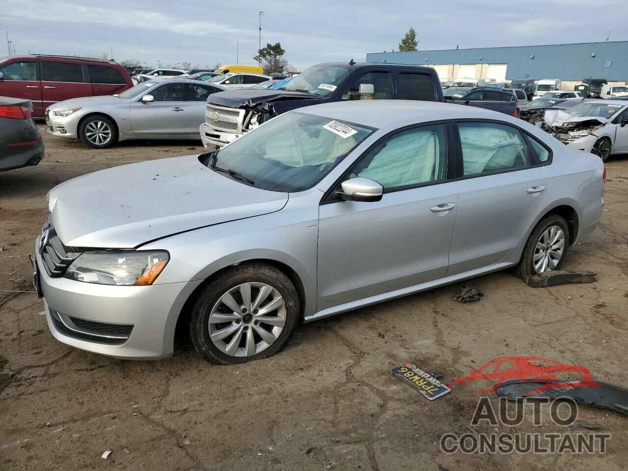 VOLKSWAGEN PASSAT 2015 - 1VWAT7A36FC050547