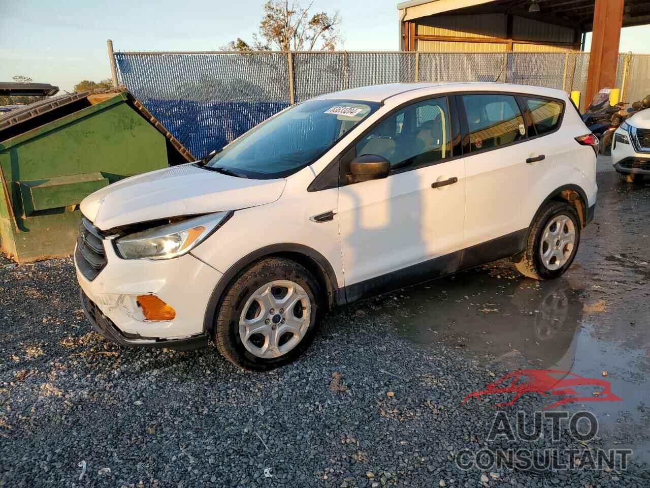 FORD ESCAPE 2017 - 1FMCU0F71HUC60204