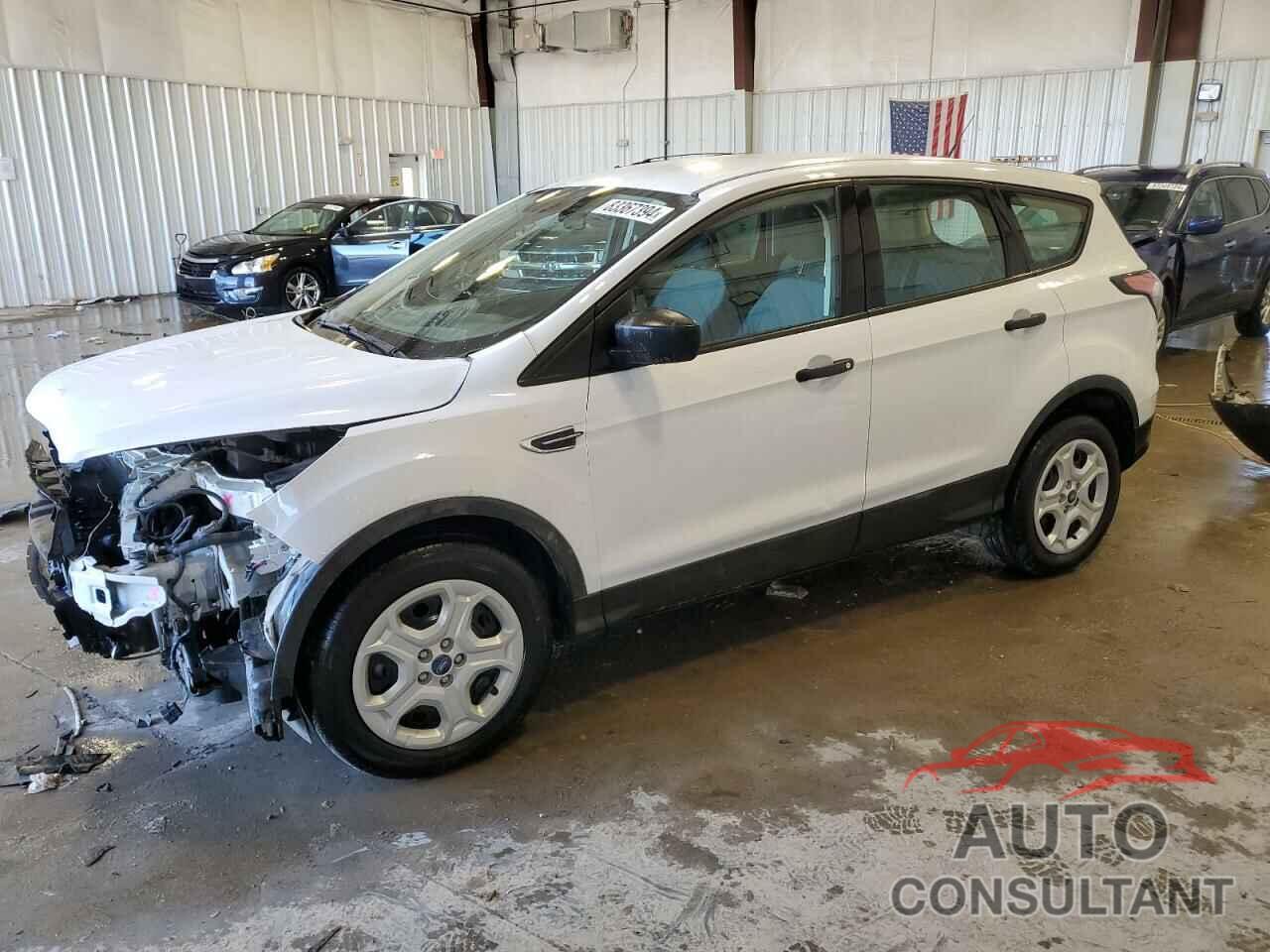 FORD ESCAPE 2018 - 1FMCU0F7XJUD48240