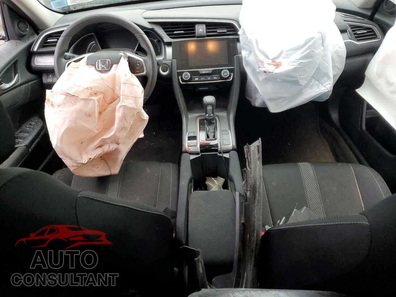 HONDA CIVIC 2018 - 2HGFC2F76JH520347