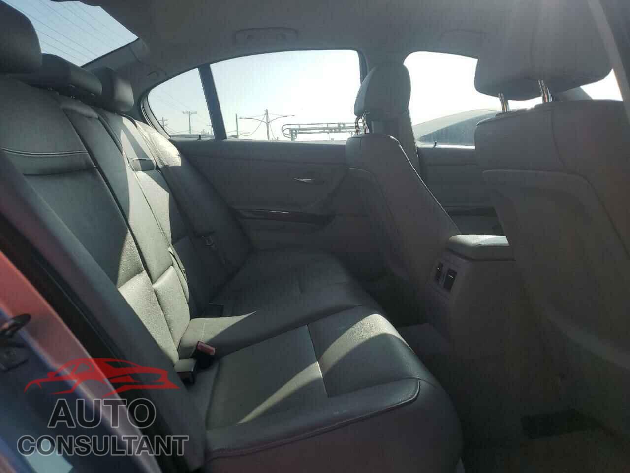 BMW 3 SERIES 2011 - WBAPH7G57BNM59787