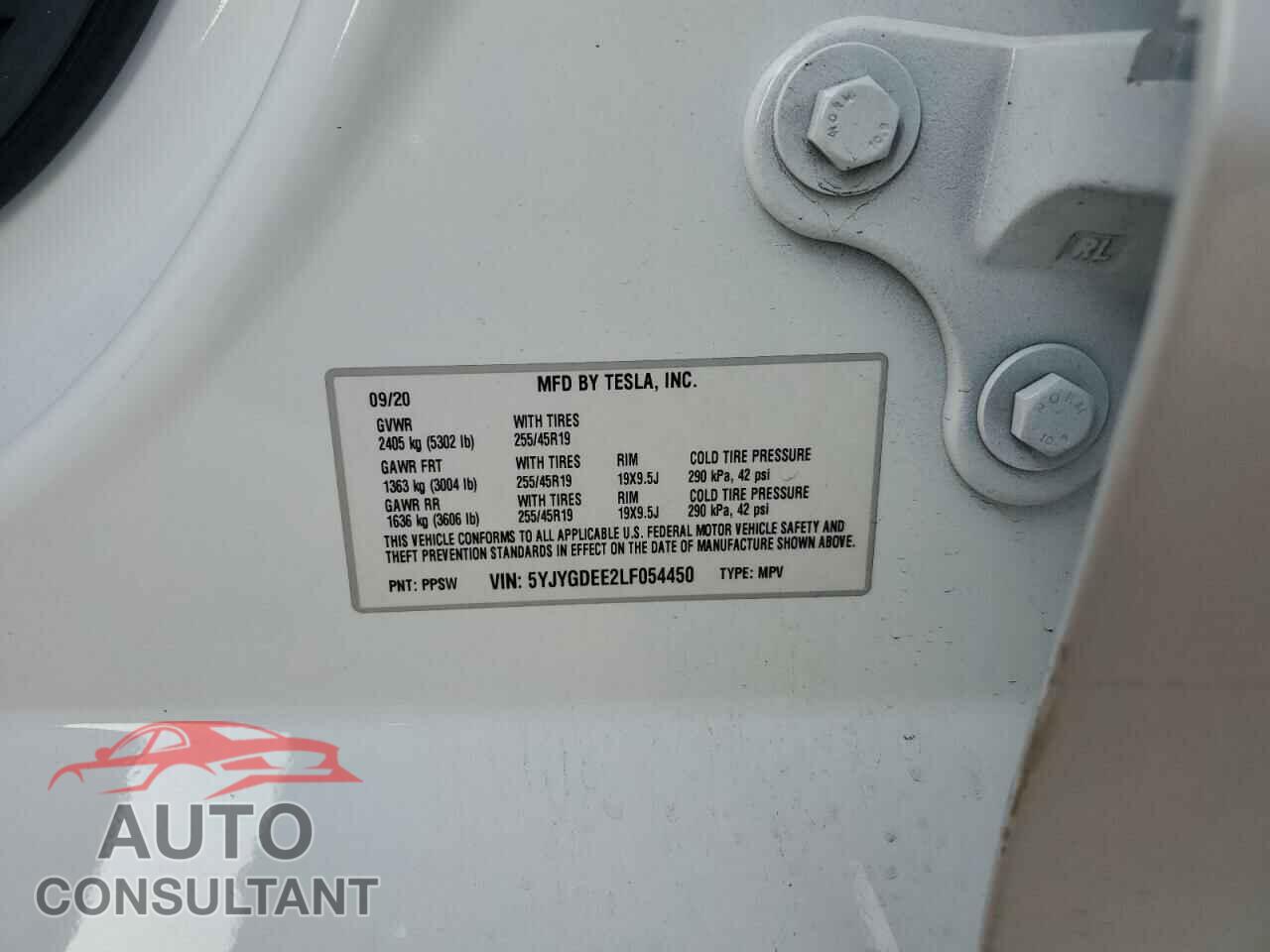 TESLA MODEL Y 2020 - 5YJYGDEE2LF054450