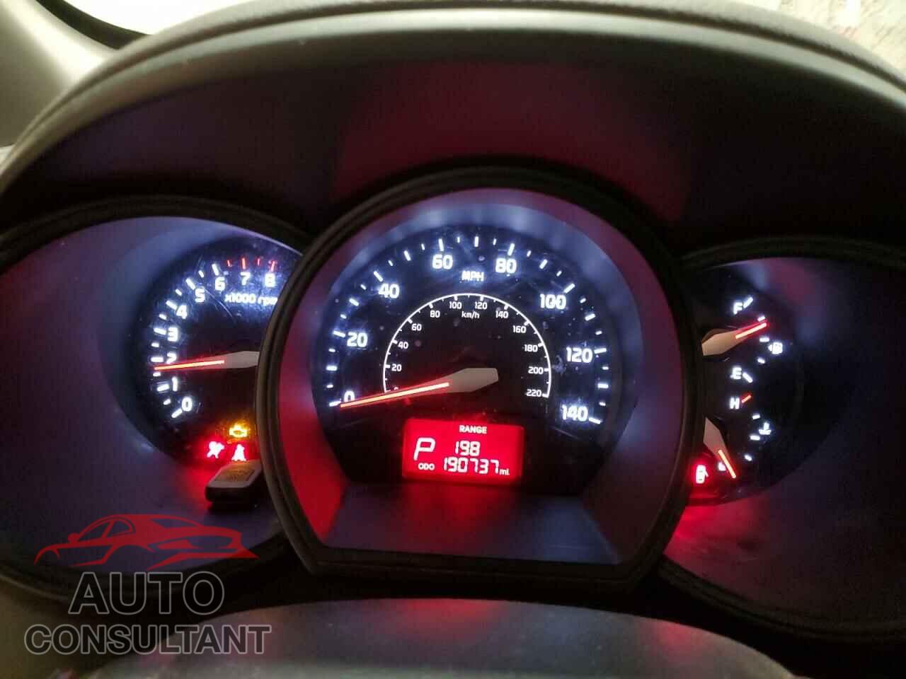 KIA RIO 2014 - KNADM4A33E6348883