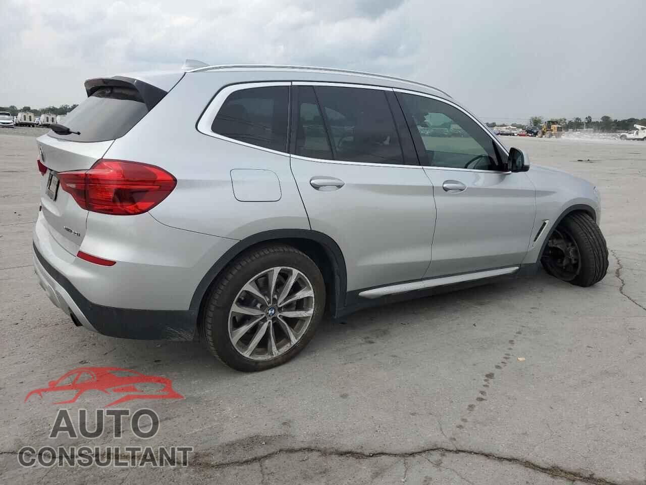 BMW X3 2019 - 5UXTR9C59KLR06095