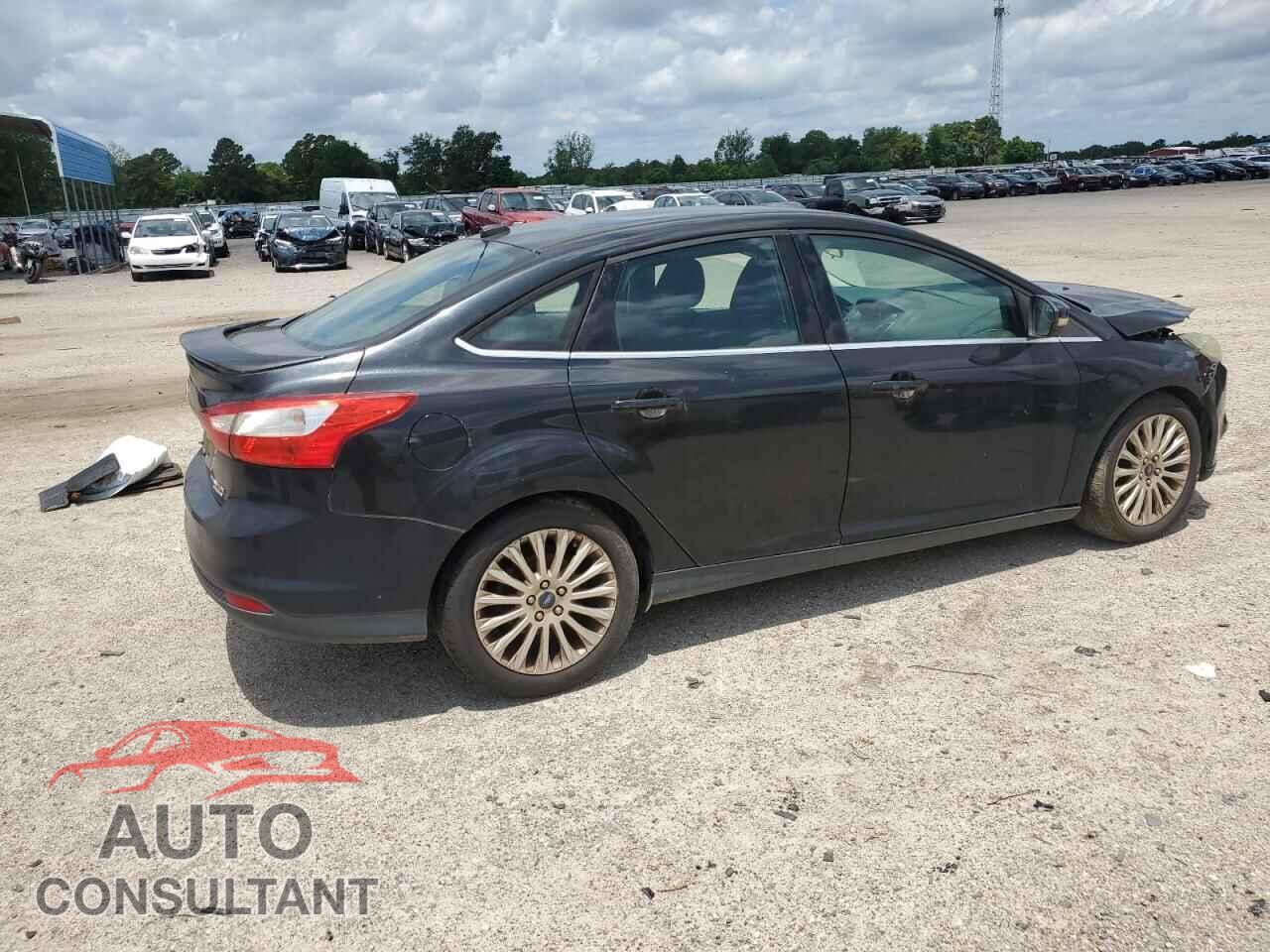 FORD FOCUS 2012 - 1FAHP3J24CL407778