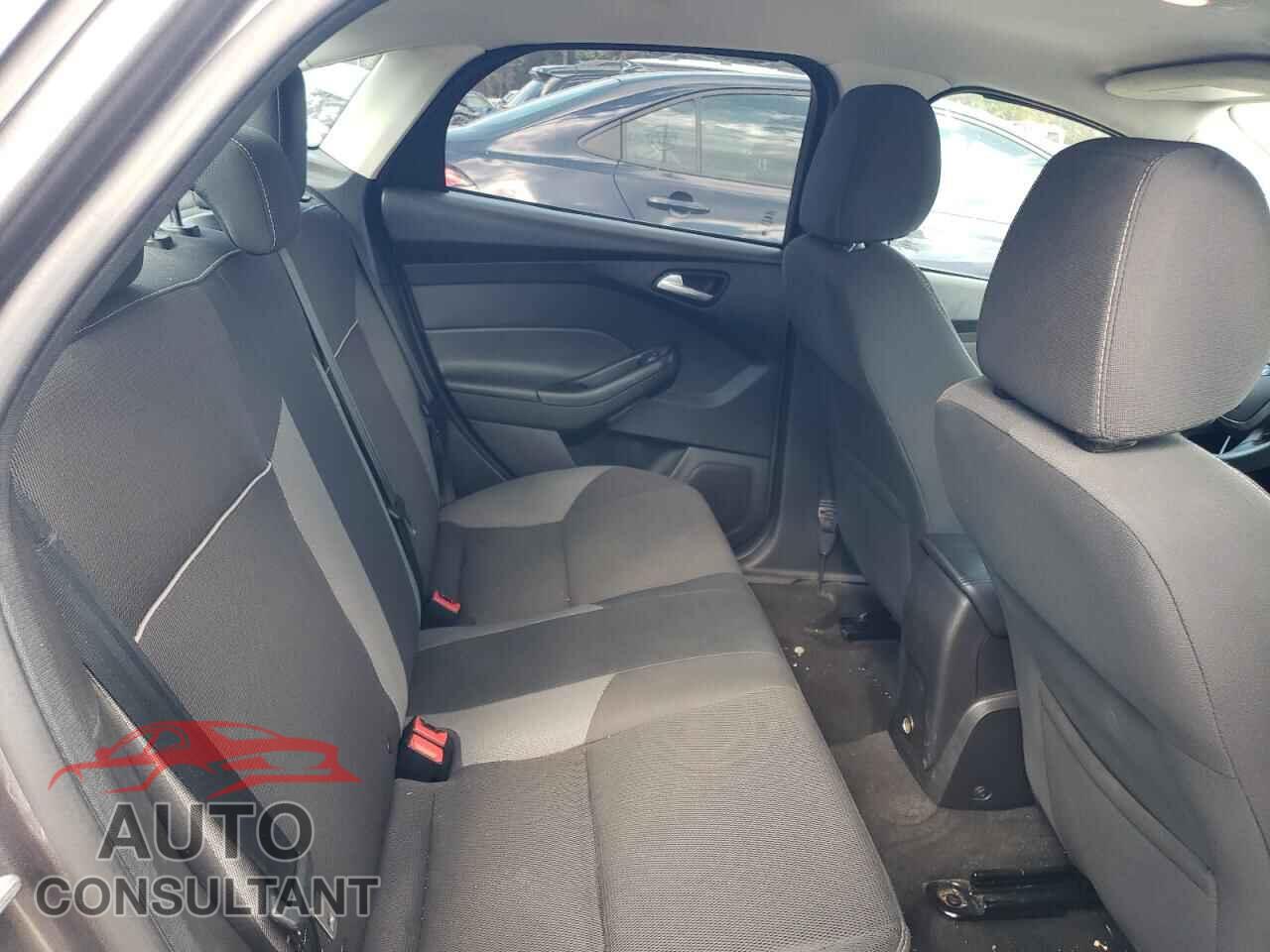 FORD FOCUS 2013 - 1FADP3F22DL379553