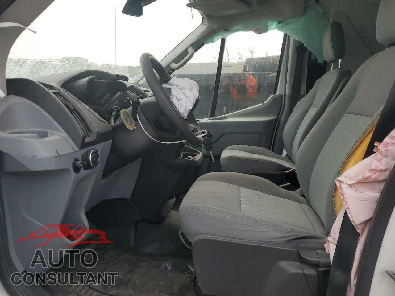 FORD TRANSIT 2018 - 1FTYR3XG6JKA95666