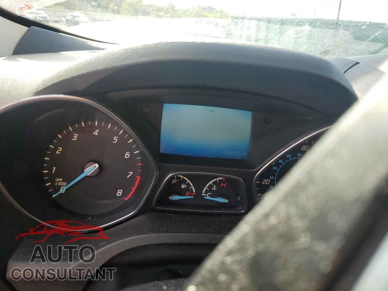 FORD ESCAPE 2015 - 1FMCU9J96FUC39486