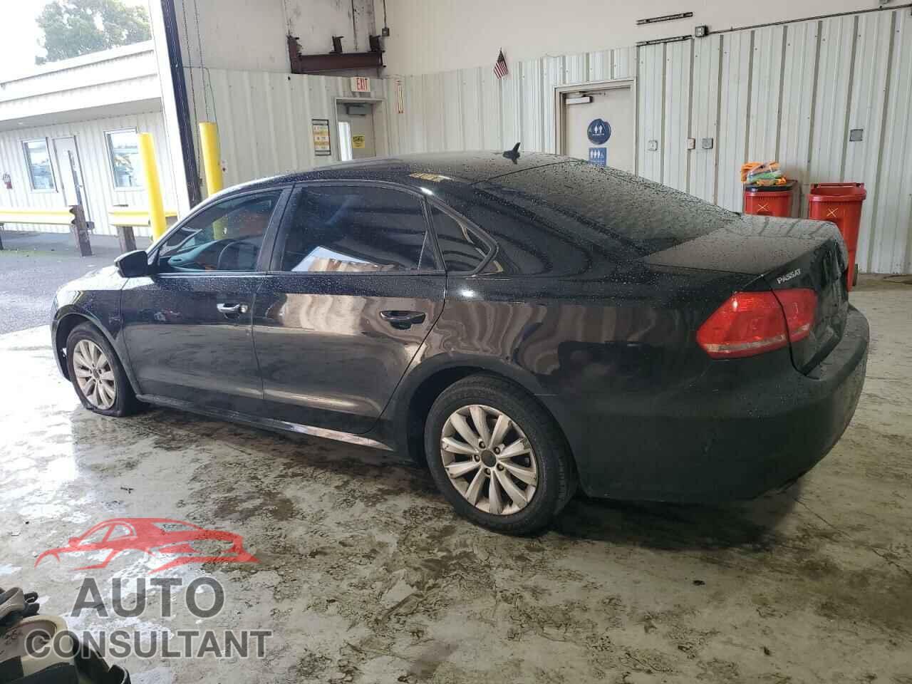 VOLKSWAGEN PASSAT 2013 - 1VWAP7A30DC035351