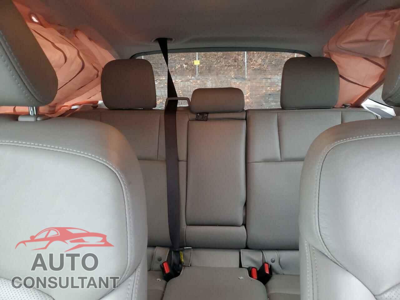 SUBARU FORESTER 2015 - JF2SJAKC4FH516568