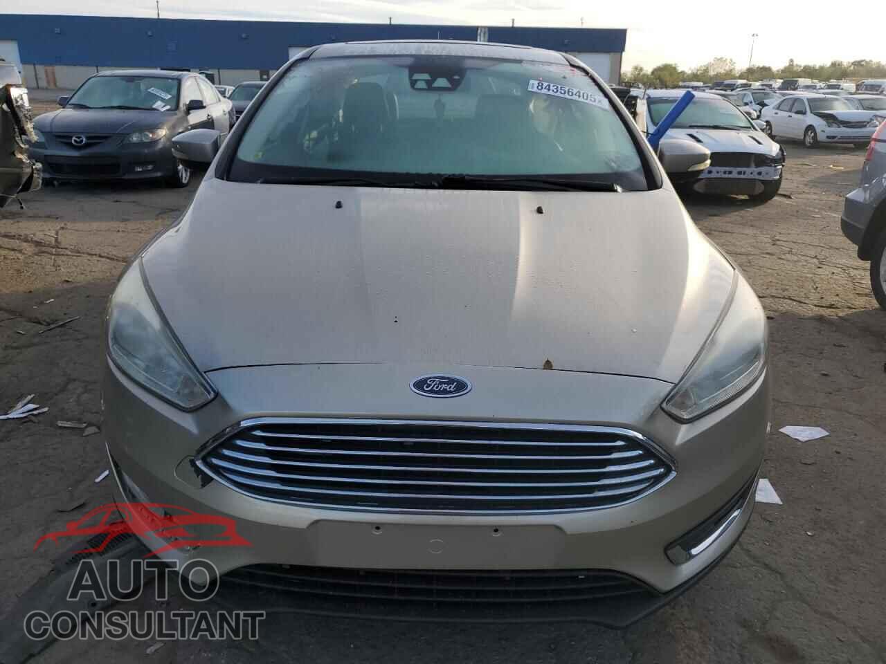 FORD FOCUS 2017 - 1FADP3J24HL260352