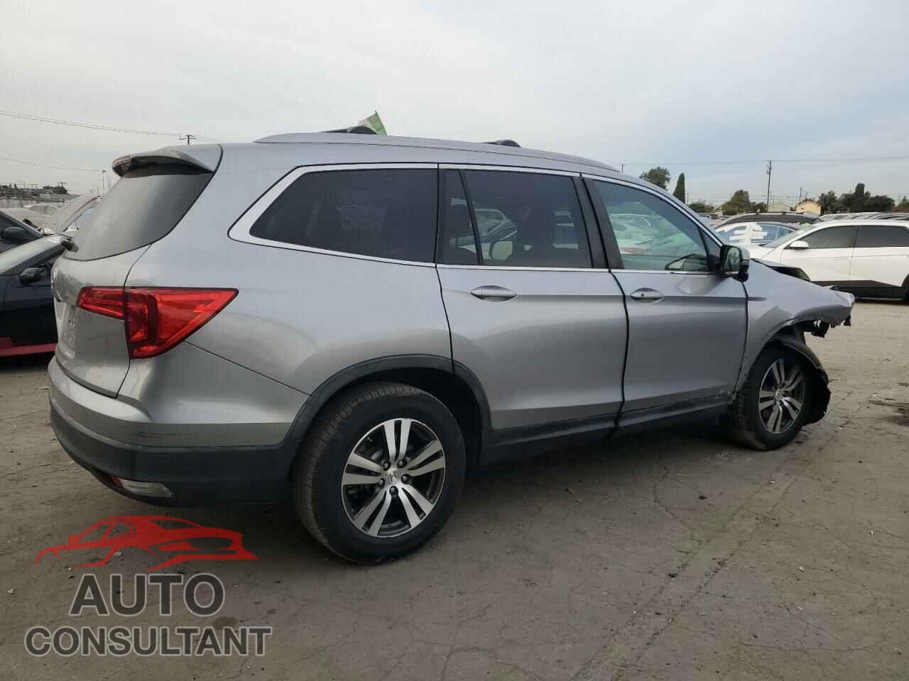 HONDA PILOT 2017 - 5FNYF5H50HB016548