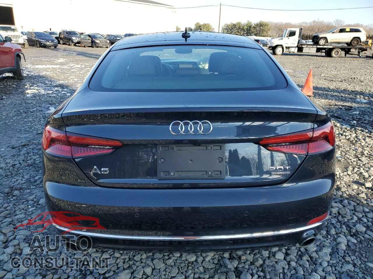 AUDI A5 2018 - WAUBNCF53JA010643