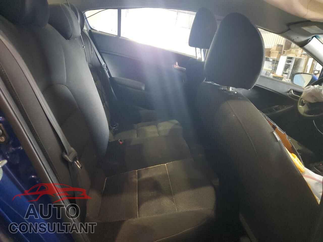 KIA FORTE 2017 - 3KPFK4A79HE025649