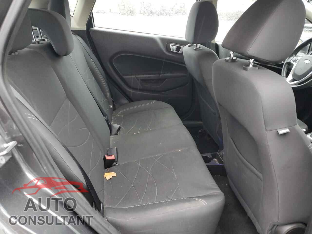 FORD FIESTA 2015 - 3FADP4EJ9FM204751