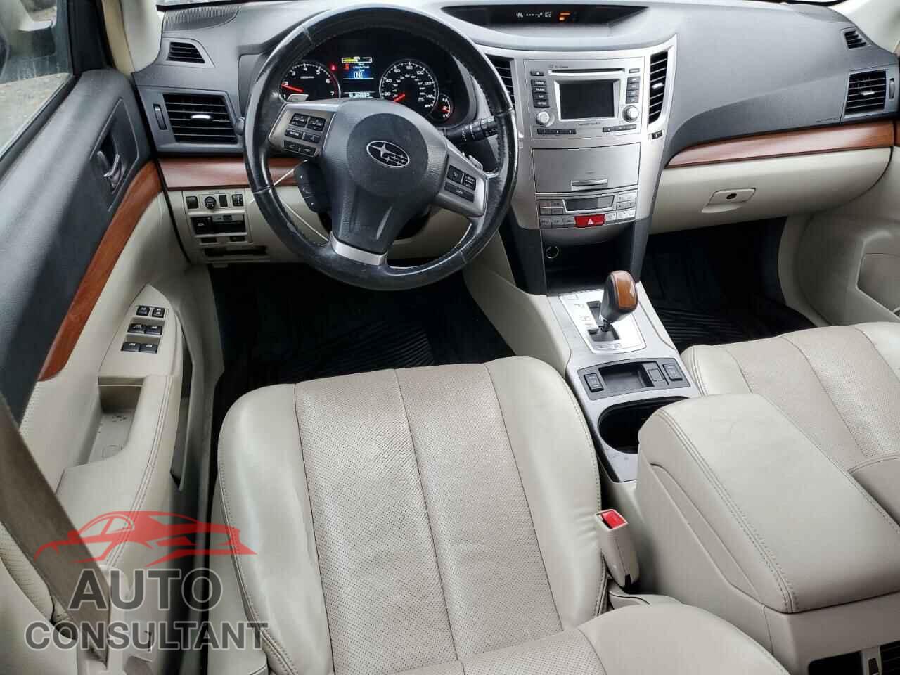 SUBARU OUTBACK 2013 - 4S4BRBKCXD3316460
