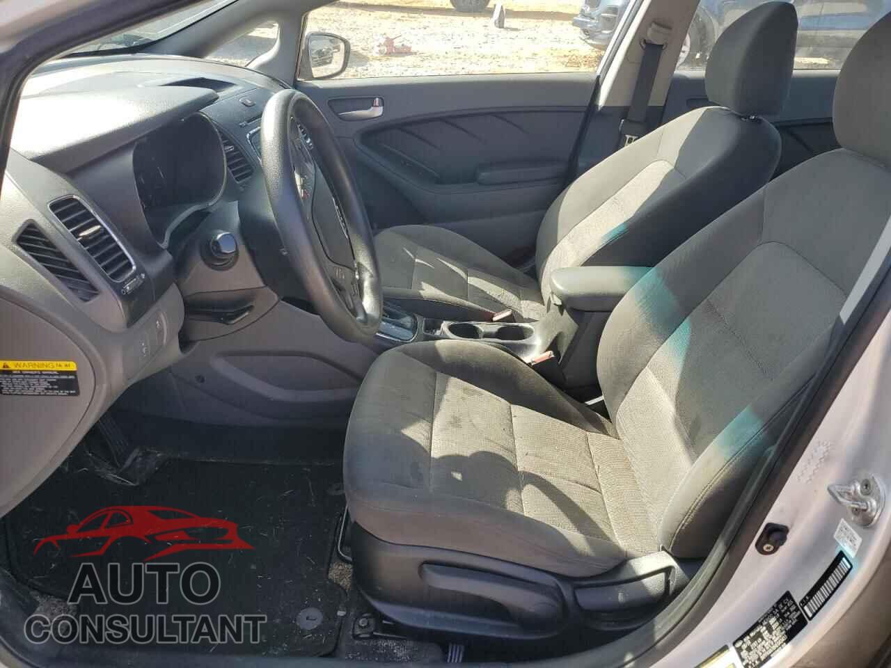KIA FORTE 2017 - 3KPFK4A78HE045455