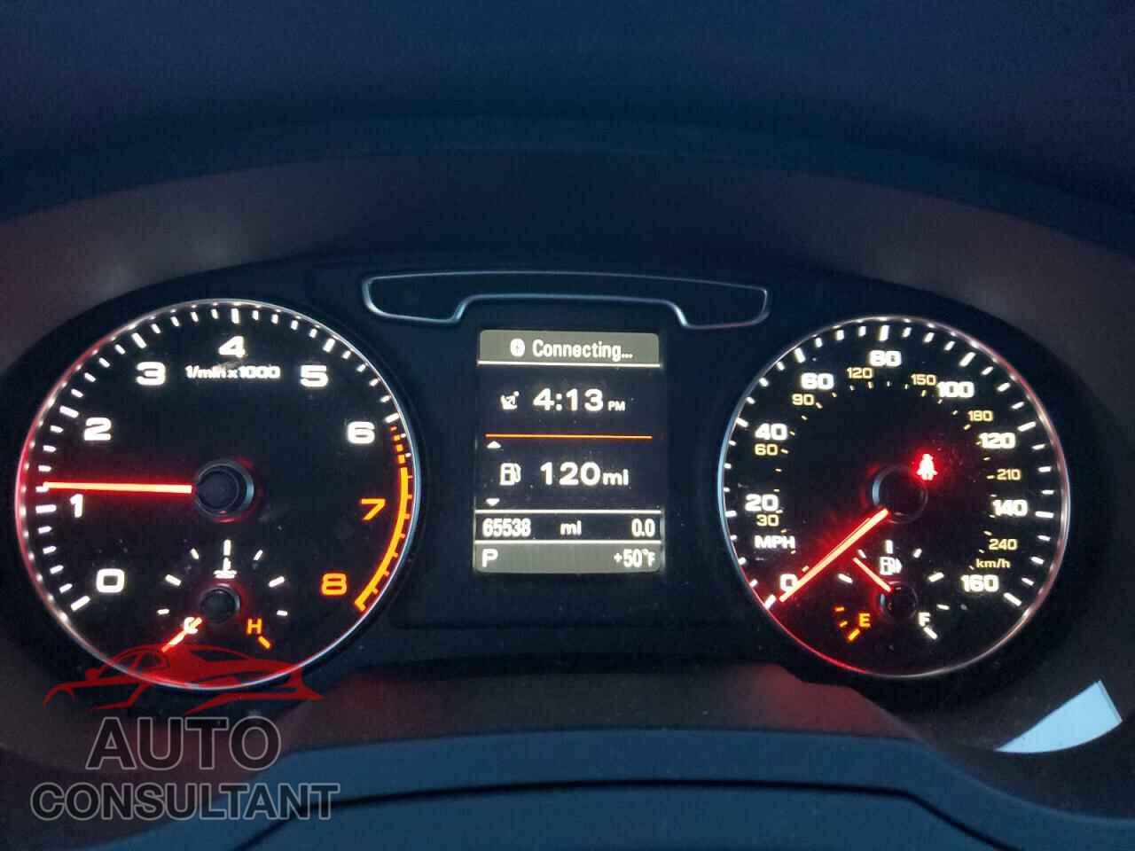 AUDI Q3 2015 - WA1GFCFS5FR013686