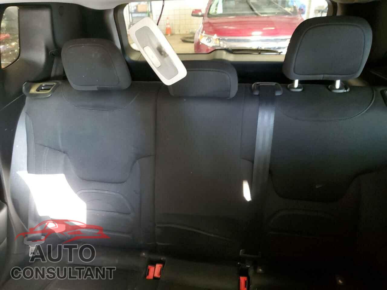JEEP RENEGADE 2017 - ZACCJBBB8HPG57445