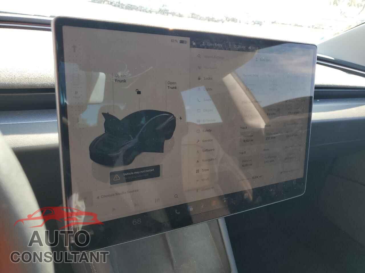 TESLA MODEL 3 2025 - 5YJ3E1EA6SF013510
