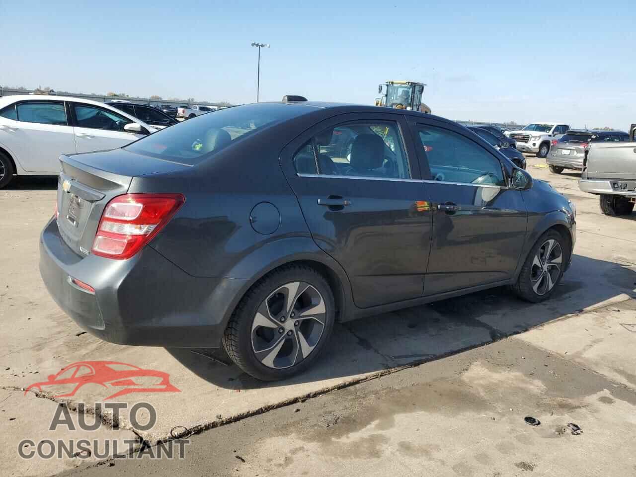 CHEVROLET SONIC 2019 - 1G1JF5SBXK4128510
