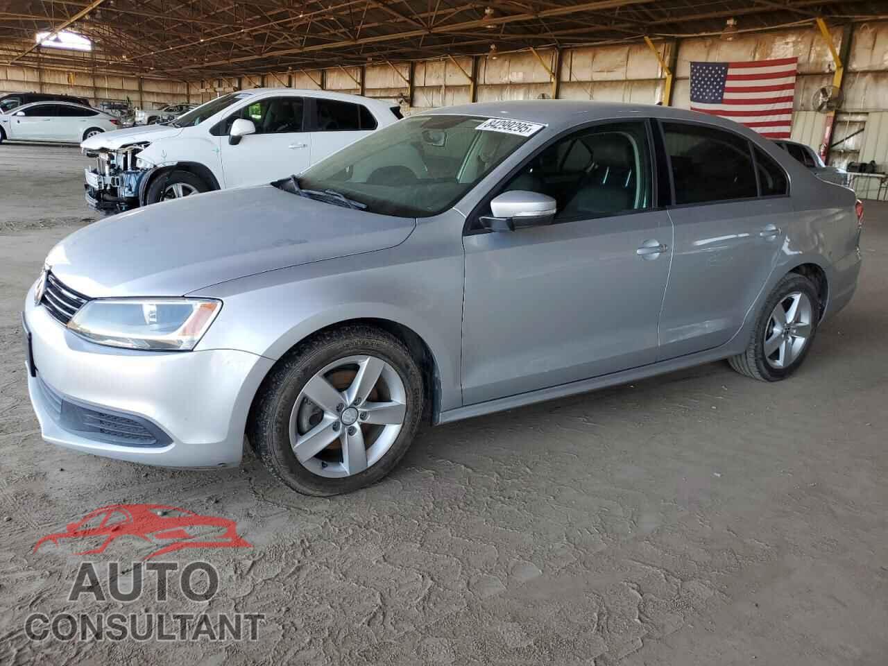 VOLKSWAGEN JETTA 2011 - 3VWLL7AJ5BM129479