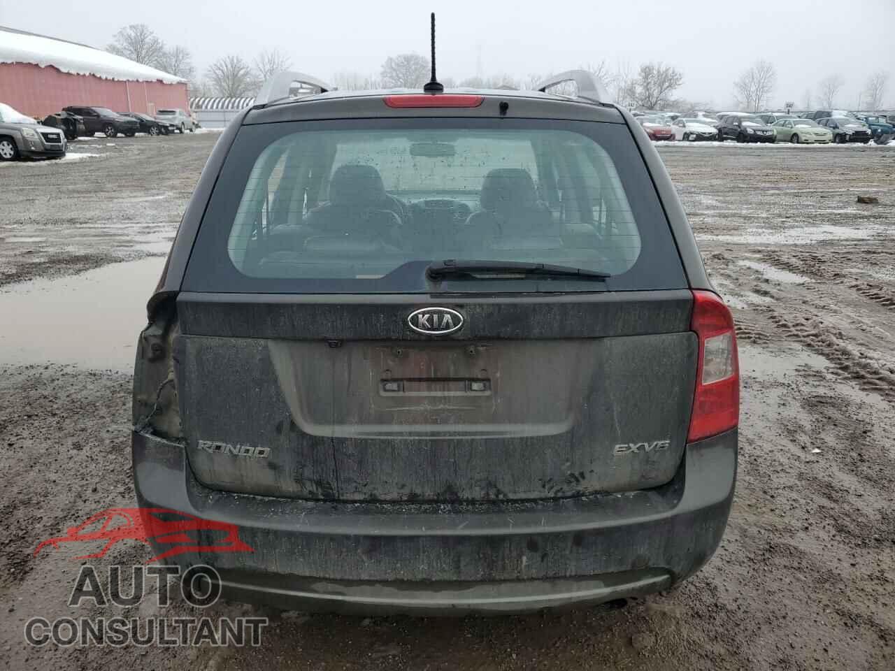 KIA RONDO 2011 - KNAHH8C60B7330688