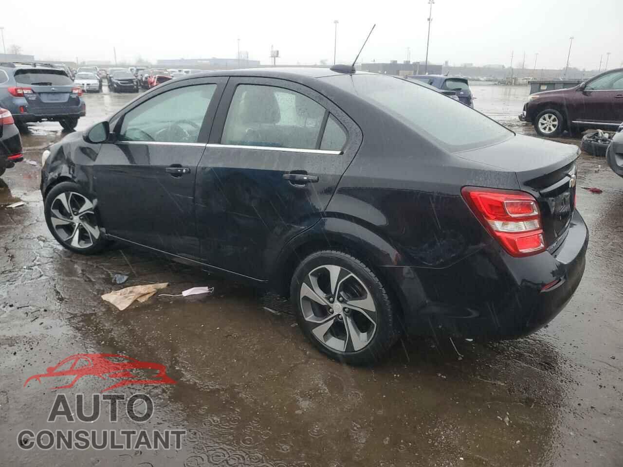 CHEVROLET SONIC 2017 - 1G1JF5SB2H4125917