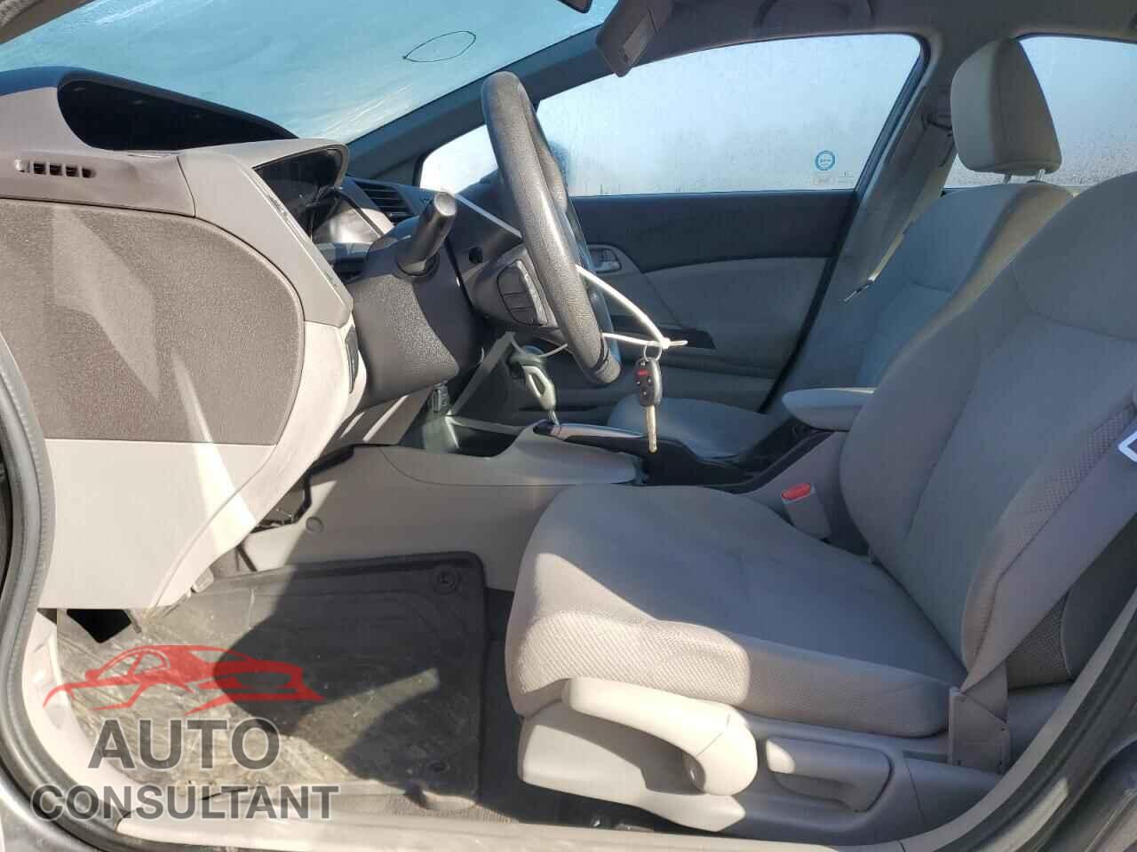 HONDA CIVIC 2012 - 2HGFB2F47CH047277