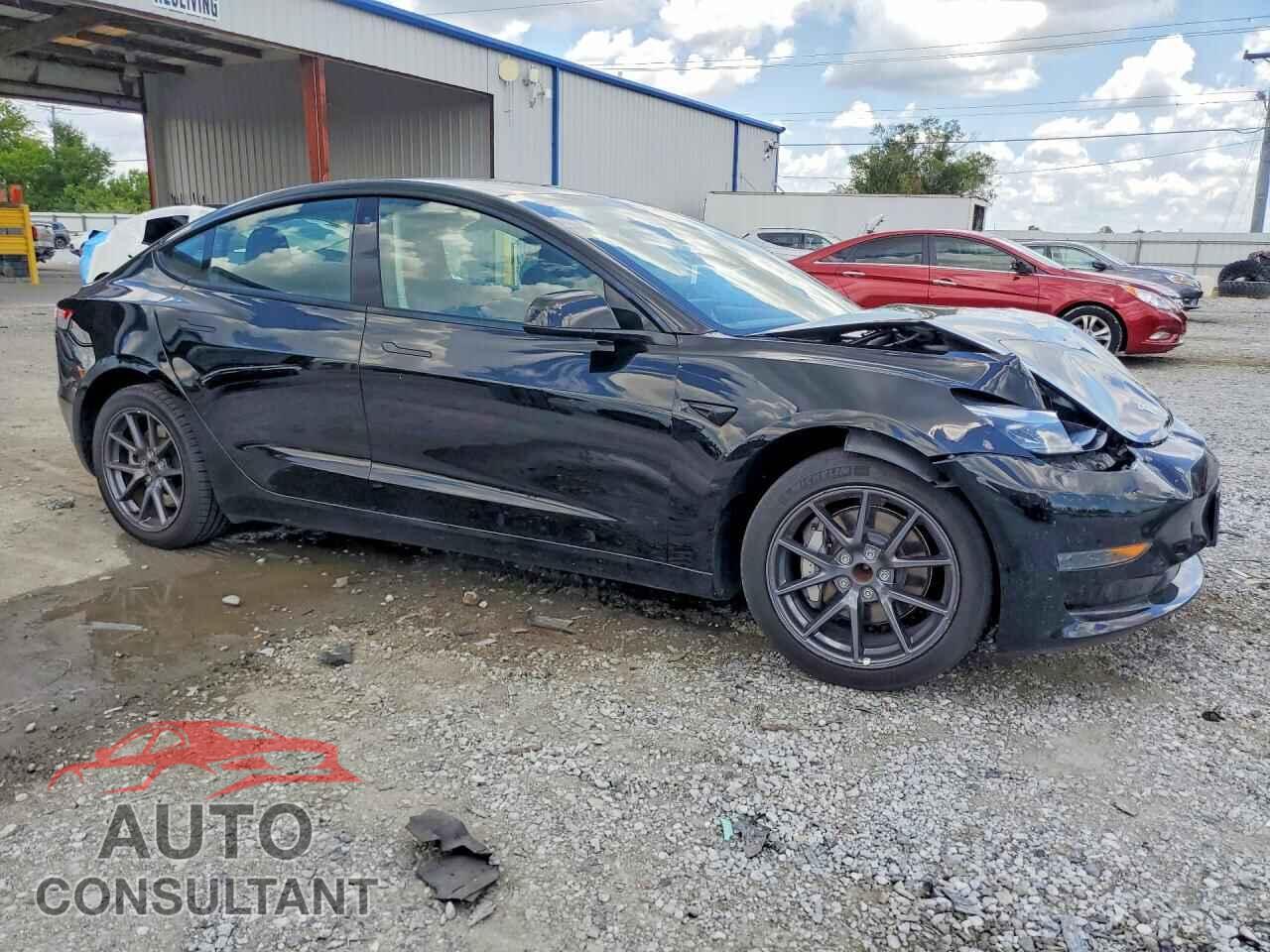 TESLA MODEL 3 2023 - 5YJ3E1EAXPF452832