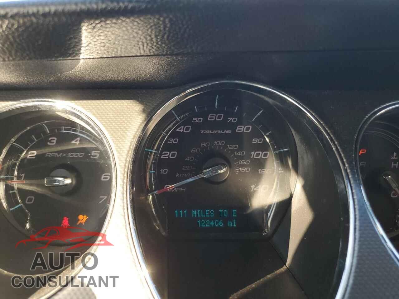 FORD TAURUS 2011 - 1FAHP2EW5BG150998