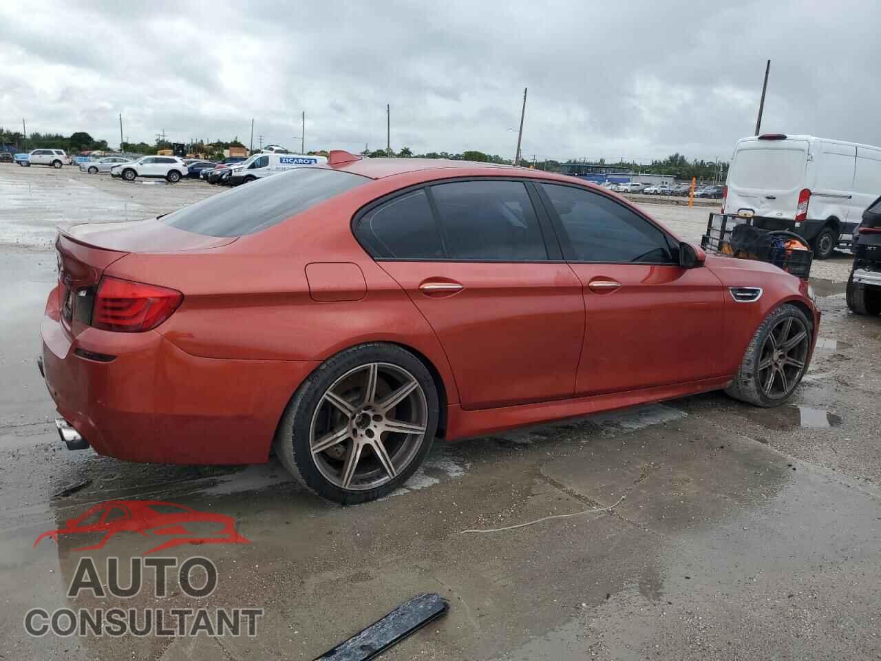 BMW M5 2013 - WBSFV9C57DC773911