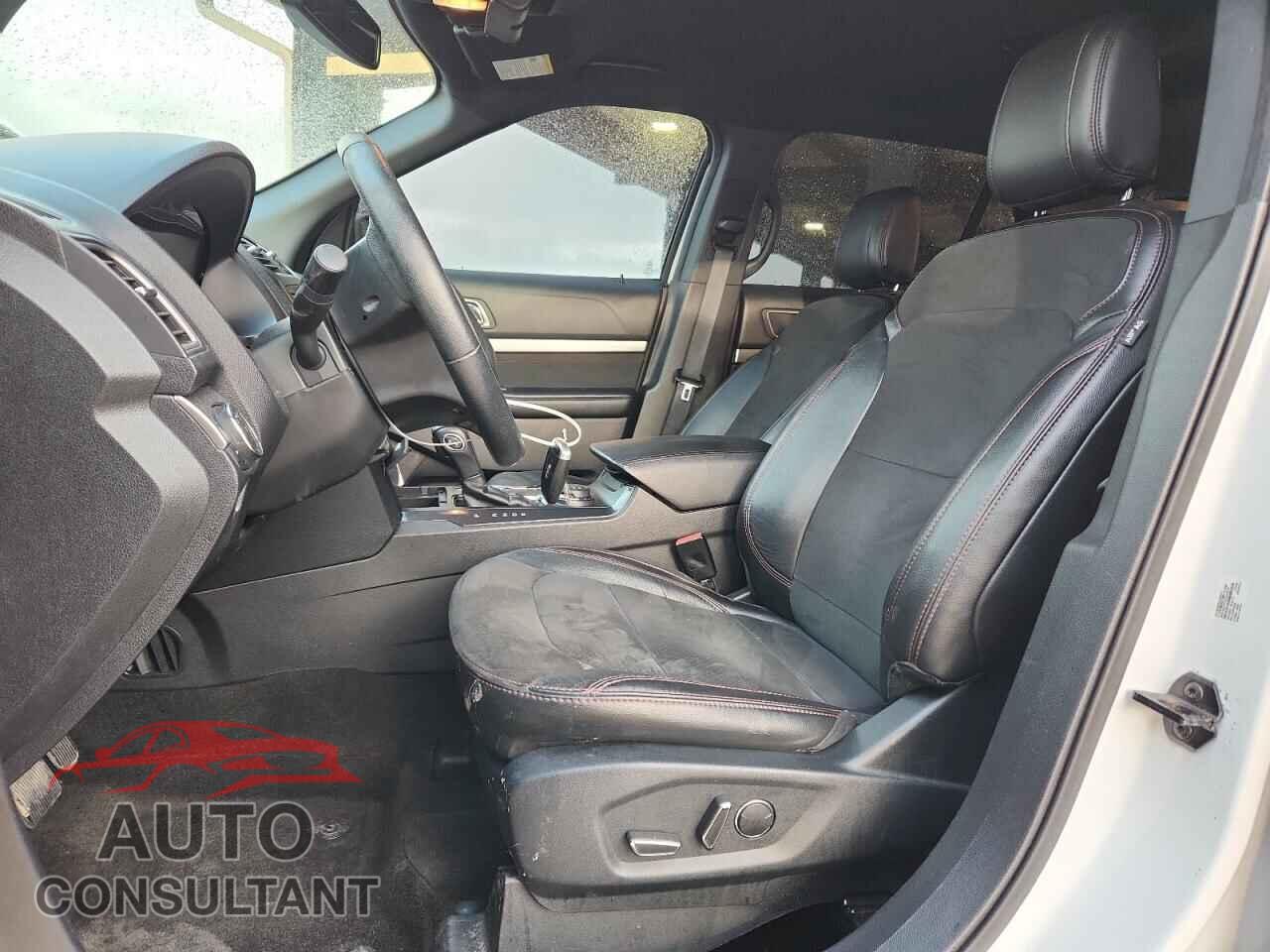 FORD EXPLORER 2018 - 1FM5K8D83JGB35816