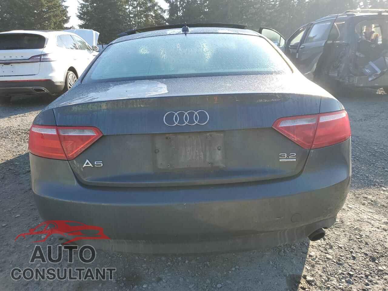 AUDI A5 2009 - WAUDK78T59A047774
