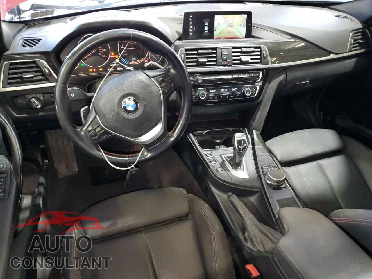 BMW 3 SERIES 2018 - WBA8D9G55JNU68711